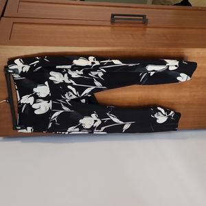 Fabletics floral Capri leggings
